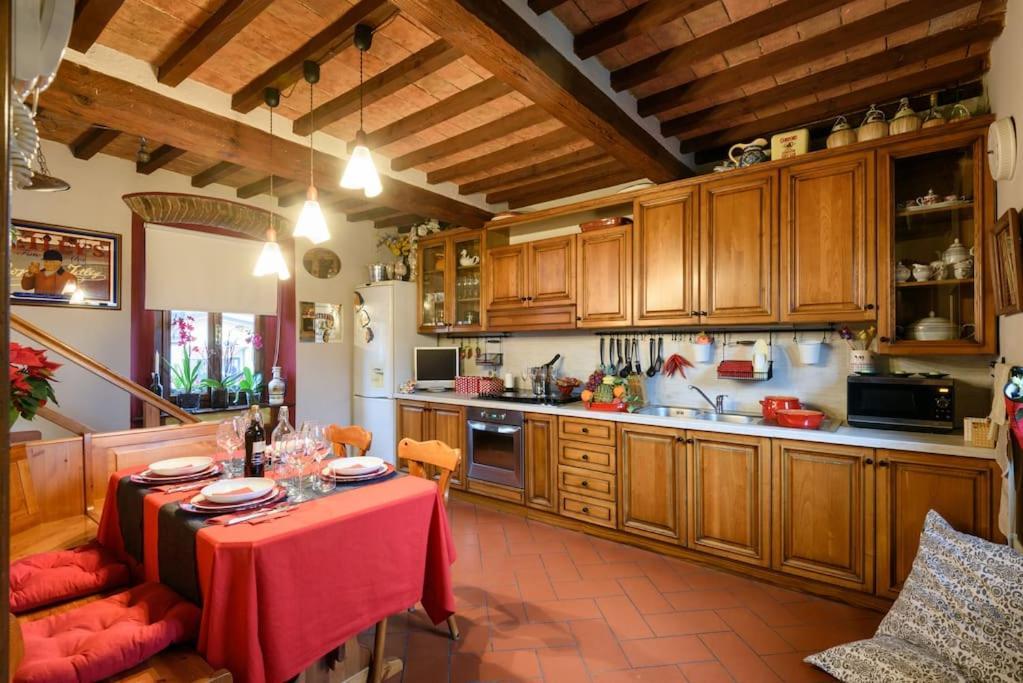 Villa "Corte De' Baldi" Ortignano Raggiolo Luaran gambar