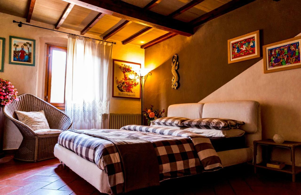 Villa "Corte De' Baldi" Ortignano Raggiolo Luaran gambar